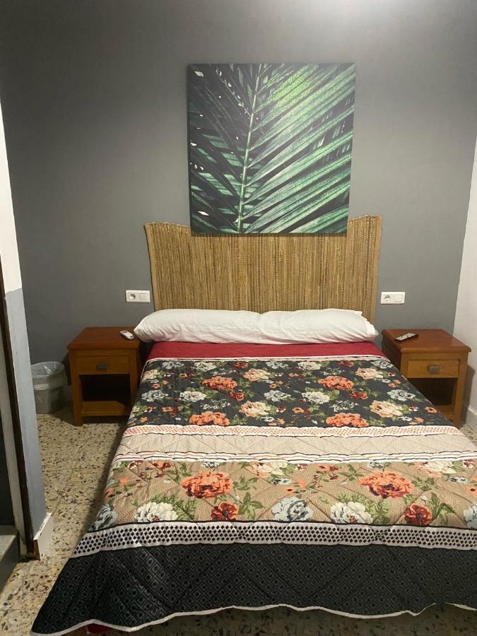 Hostal The Monkey Room Marbellac Extérieur photo