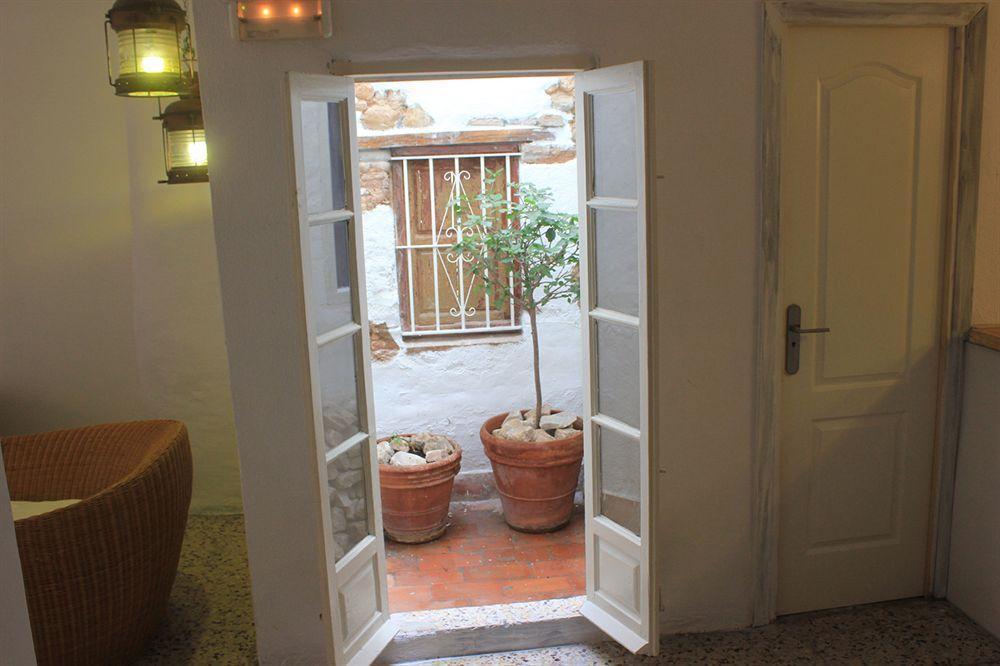 Hostal The Monkey Room Marbellac Extérieur photo