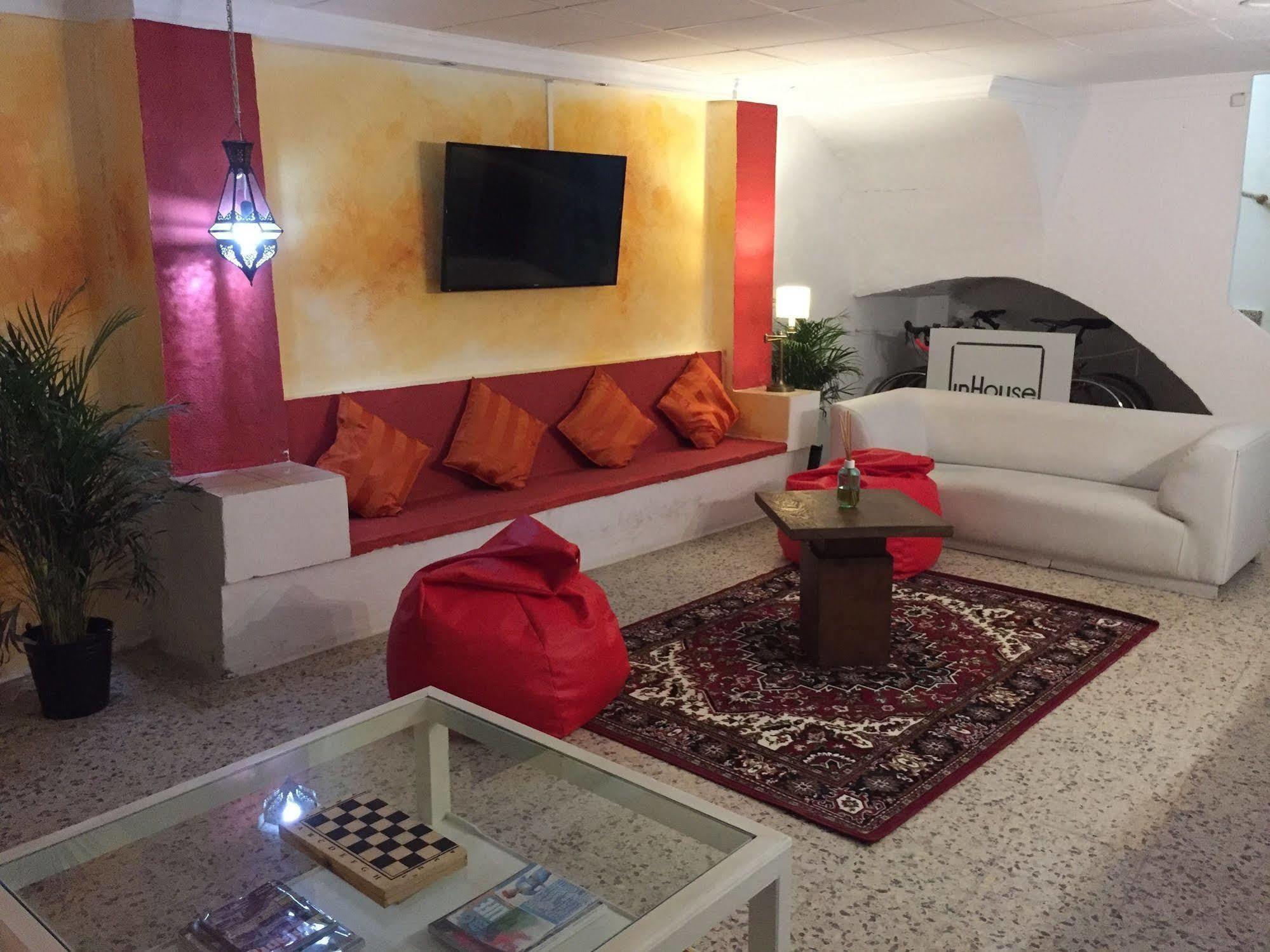 Hostal The Monkey Room Marbellac Extérieur photo